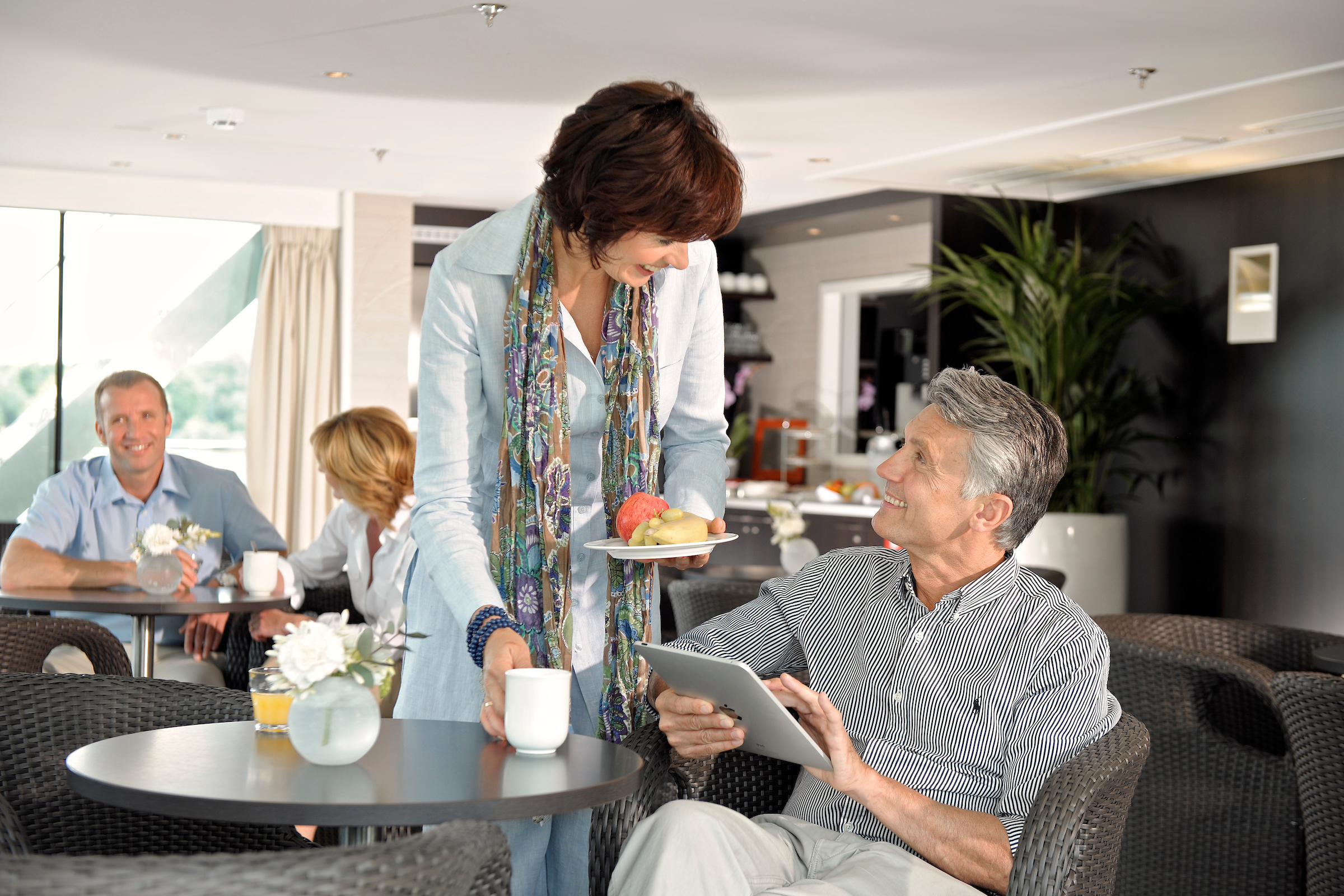 Avalon_Panorama_Club Lounge_10.jpg